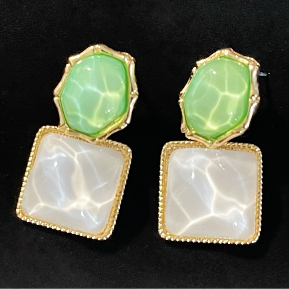✨Elegant Retro Style Glass Cabochon Earrings - Picture 1 of 4
